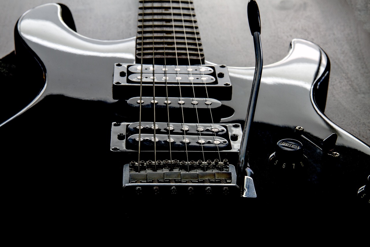 guitar, electric guitar, strings-2472245.jpg